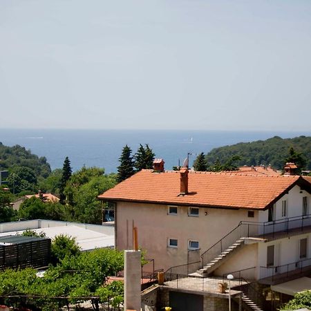 Apartment Mery Pula Bagian luar foto