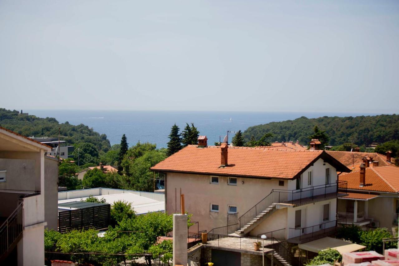Apartment Mery Pula Bagian luar foto